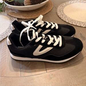 Tretorn Black and White Lace-Up Sneakers